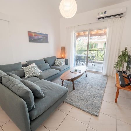 The Salnik Beach Apartment Limassol Exterior foto